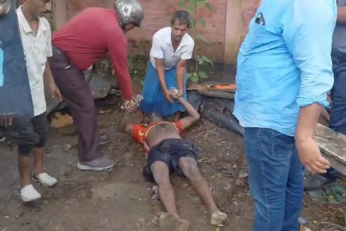 Joka Unidentified Young Man Body Found in Drain: कोलकाता के जोका में नाले से युवक का शव मिला, पहचान नहीं होने पर पुलिस ने शुरू की जांच