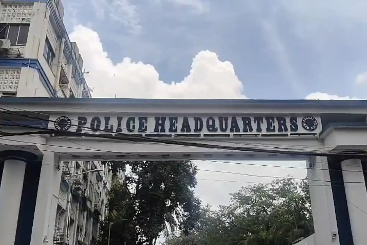 Sumit Roy CID Bhabani Bhavan appearance land scam case: जमीन घोटाले के आरोपों के मामले में सीआईडी के बुलावे पर भवानी भवन पहुंचे सुमित राय