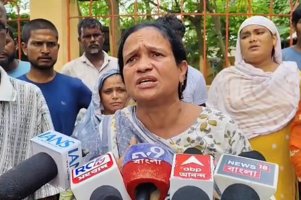 Islampur School Teacher Shot: इस्लामपुर में स्कूल जा रहे प्राथमिक शिक्षक को मारी गोली, गंभीर हालत में सिलीगुड़ी मेडिकल कॉलेज भेजा गया