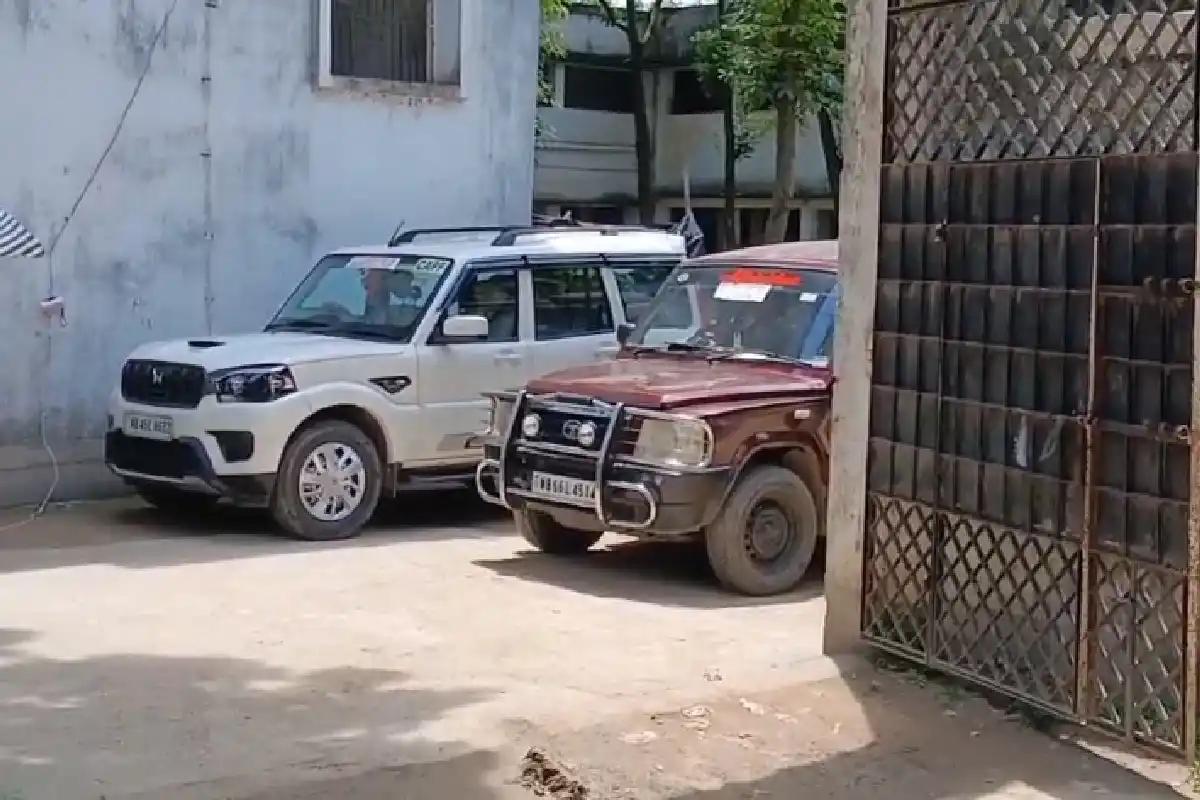 Malda Santa Debya High School closed central forces: केंद्रीय बल के ठहरने से मालदा का स्कूल महीनों से बंद, पढ़ाई और परीक्षा पर असर