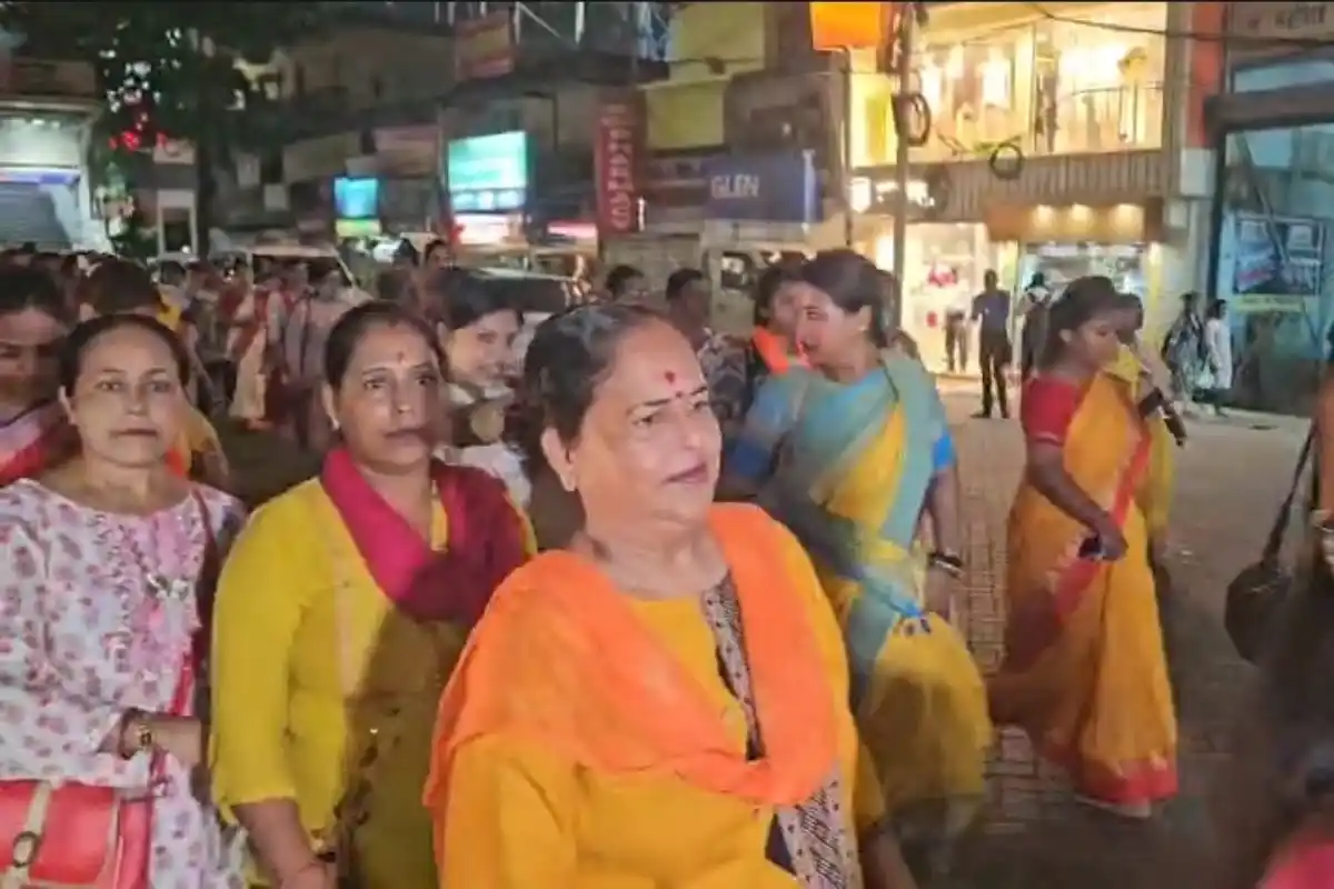 BJP Mahila Morcha Behala thanksgiving march Annapurna Bhandar: बेहाला में भाजपा महिला मोर्चा ने निकाली धन्यवाद यात्रा, अन्नपूर्णा भंडार की राशि मिलने पर जताया आभार