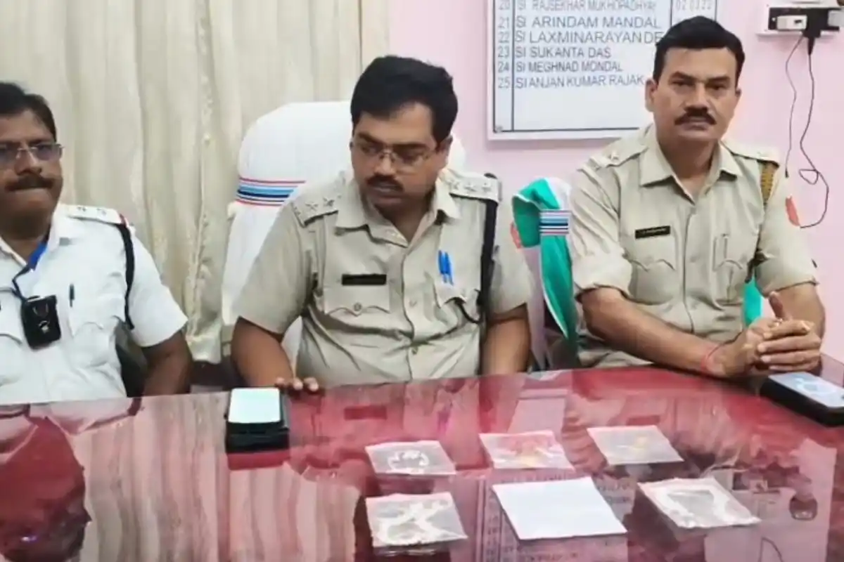 Barakar Gold Silver Jewellery Theft Case Two Arrested: बराकर में घर से गहनों की चोरी के मामले में दो गिरफ्तार, सोना-चांदी बरामद