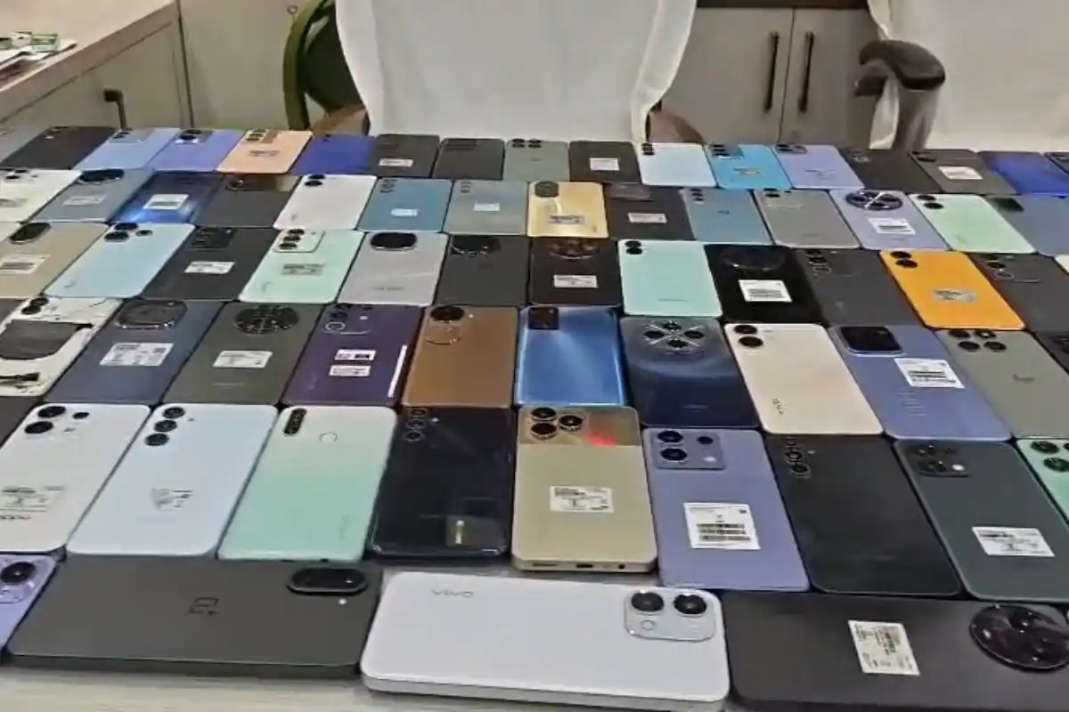 Bangladesh Mobile Smuggling 133 Android Phones Recovered Farakka: मुर्शिदाबाद के फरक्का में 133 एंड्रॉयड मोबाइल बरामद, बांग्लादेश भेजने से पहले युवक गिरफ्तार