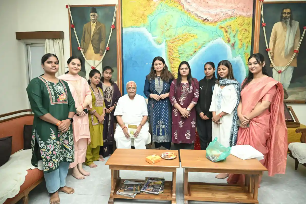 Nagpur RSS Office Raksha Bandhan Celebration: नागपुर के संघ कार्यालय में मनाया गया रक्षाबंधन उत्सव, रक्षासूत्र बांधकर दिया भाईचारे का संदेश
