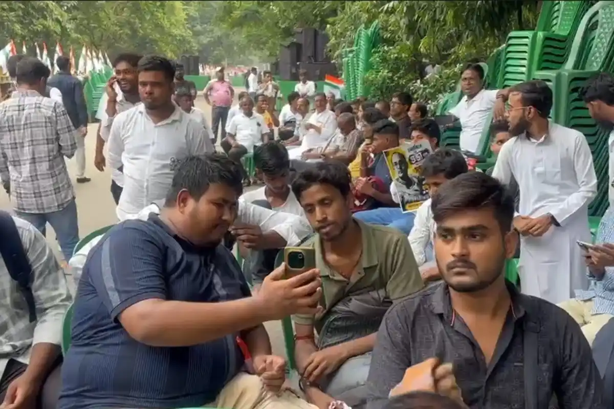 Kolkata TMCP rally Birla Planetarium Cathedral Road: बिड़ला तारामंडल के पास तृणमूल छात्र परिषद की सभा, जुटने लगे छात्र और युवा समर्थक