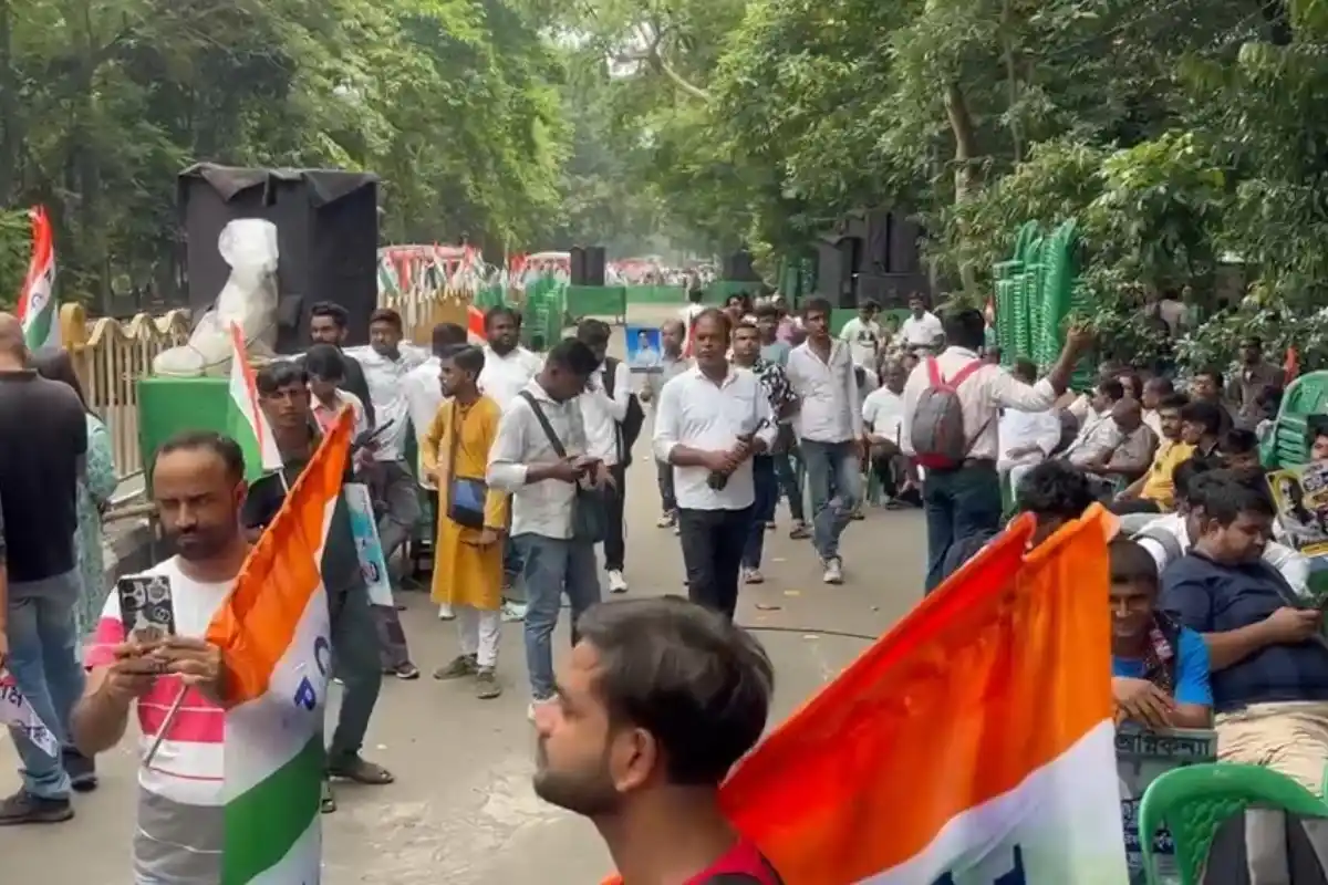 Kolkata TMCP rally Birla Planetarium Cathedral Road: बिड़ला तारामंडल के पास तृणमूल छात्र परिषद की सभा, जुटने लगे छात्र और युवा समर्थक