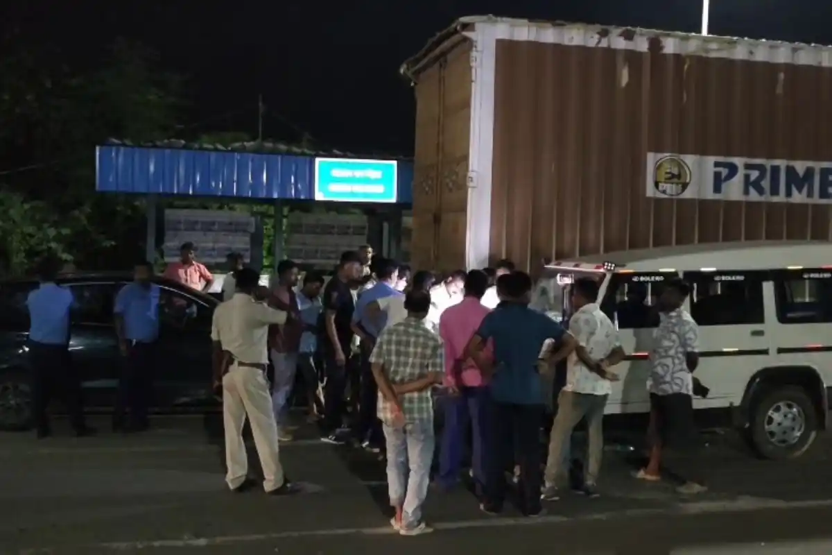 Malda gazole brown sugar drug seizure three arrested NH12: मालदा के गाजोल में पुलिस की बड़ी कार्रवाई, 350 ग्राम ब्राउन शुगर और 20 हजार रुपये बरामद, तीन गिरफ्तार