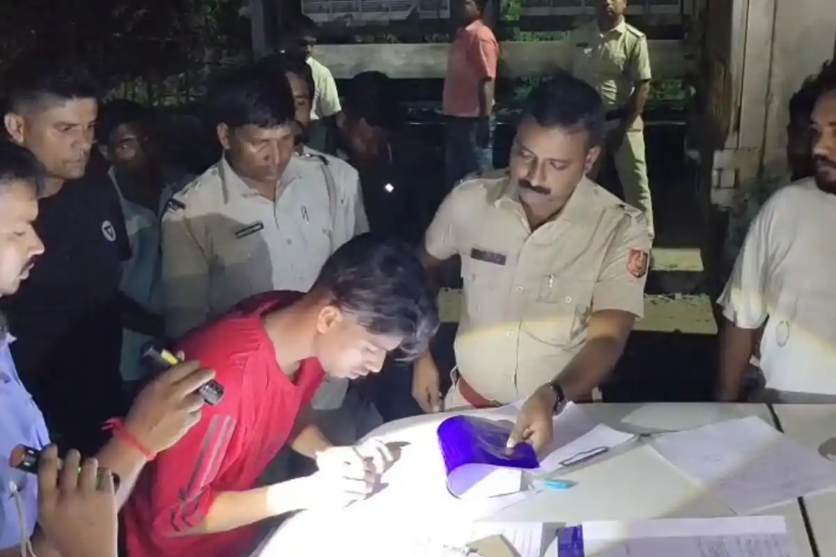 Malda gazole brown sugar drug seizure three arrested NH12: मालदा के गाजोल में पुलिस की बड़ी कार्रवाई, 350 ग्राम ब्राउन शुगर और 20 हजार रुपये बरामद, तीन गिरफ्तार