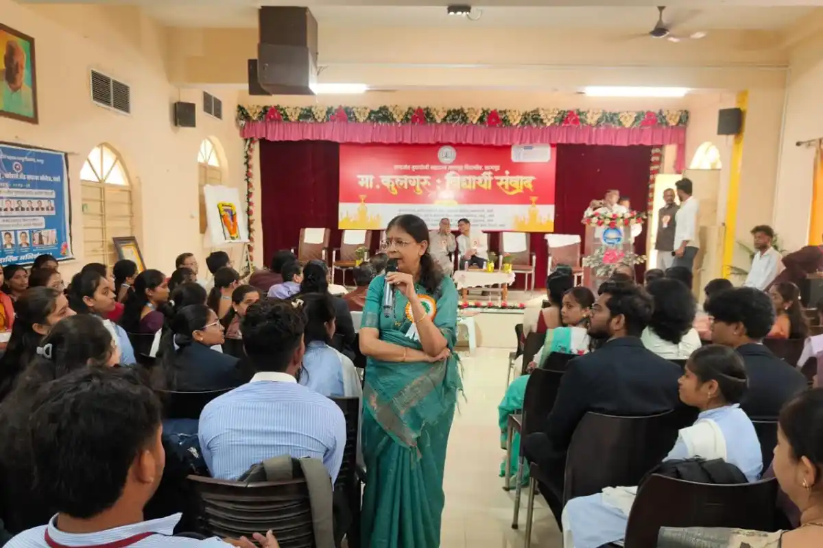 RTMNU Vice Chancellor student dialogue Wardha: वर्धा में विद्यार्थियों से कुलगुरु डॉ. मनाली क्षीरसागर का संवाद, कहा- केवल अंक और डिग्री से नहीं मिलती सफलता
