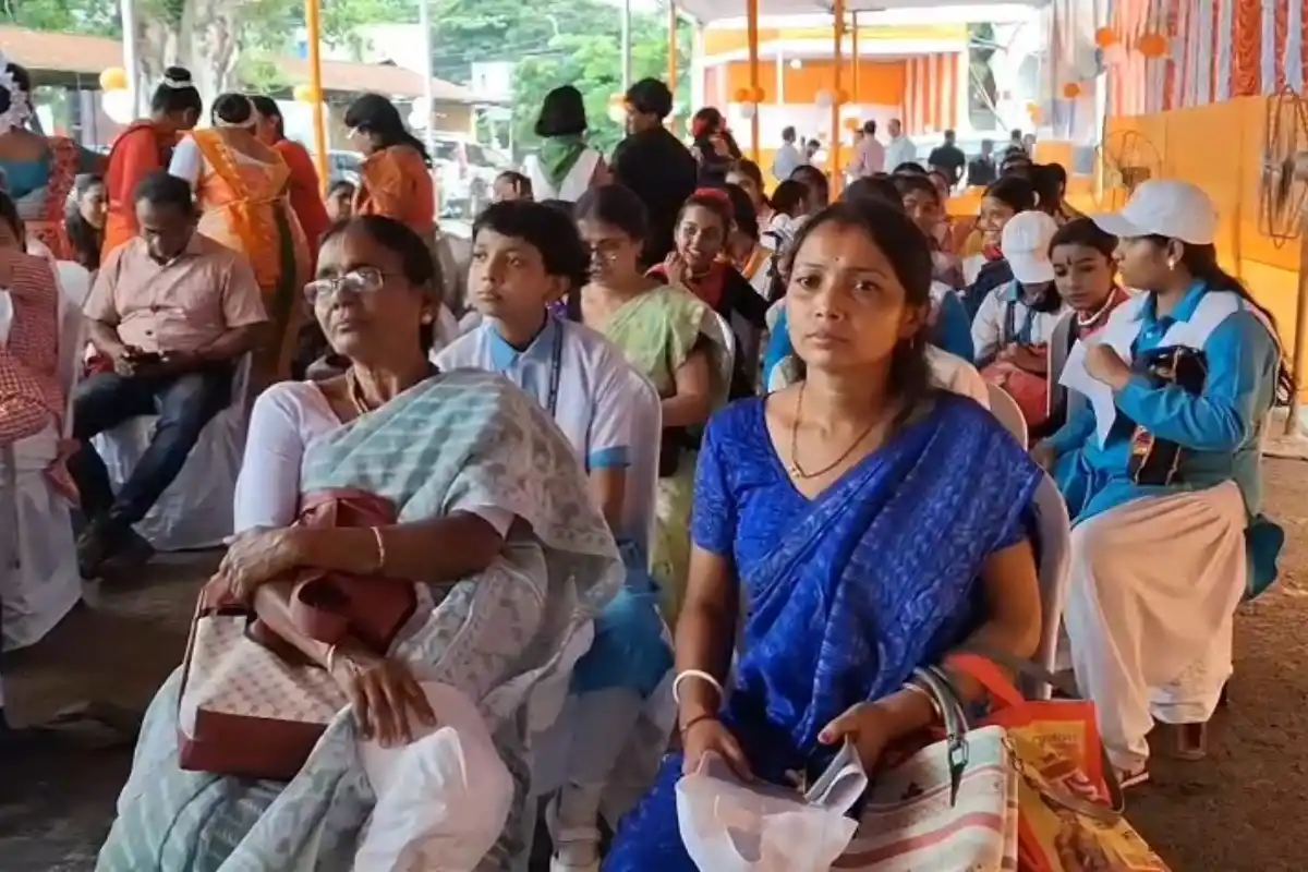Berhampore consumer rights protection week: मुर्शिदाबाद के बहरमपुर में उपभोक्ता अधिकार सुरक्षा सप्ताह का आयोजन, मंत्री गौरी शंकर घोष ने जलाया दीप