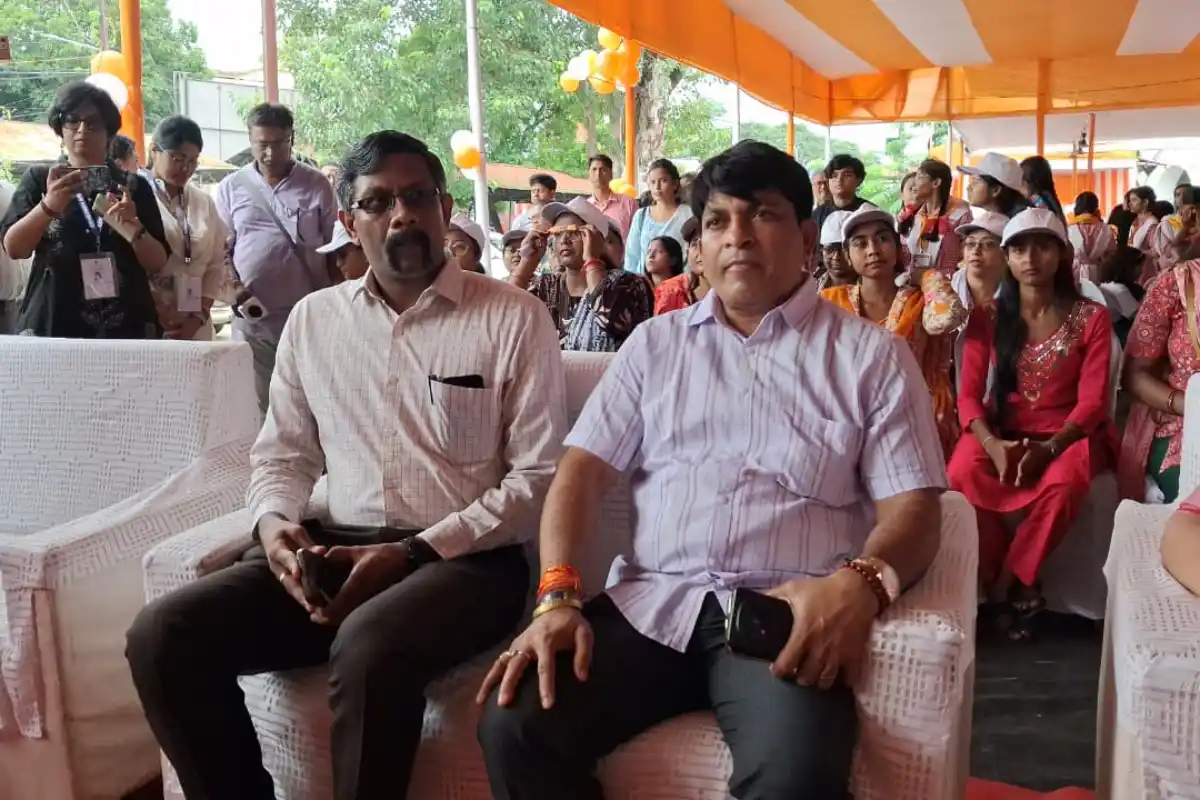 Berhampore consumer rights protection week: मुर्शिदाबाद के बहरमपुर में उपभोक्ता अधिकार सुरक्षा सप्ताह का आयोजन, मंत्री गौरी शंकर घोष ने जलाया दीप