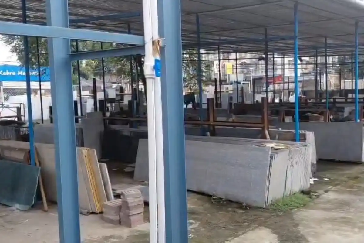 New Alipore former mayor companies raid Kolkata: कोलकाता के न्यू अलीपुर में पूर्व मेयर से जुड़ी दो कंपनियों में जांच, दस्तावेजों और लेनदेन की पड़ताल