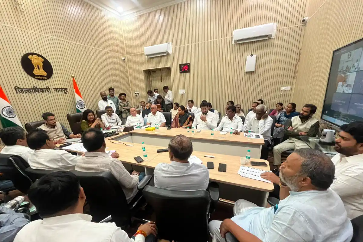 Nagpur SIR work controversy MLA clash: नागपुर में एसआईआर जांच बैठक के दौरान हंगामा, दो विधायकों में तीखी नोकझोंक
