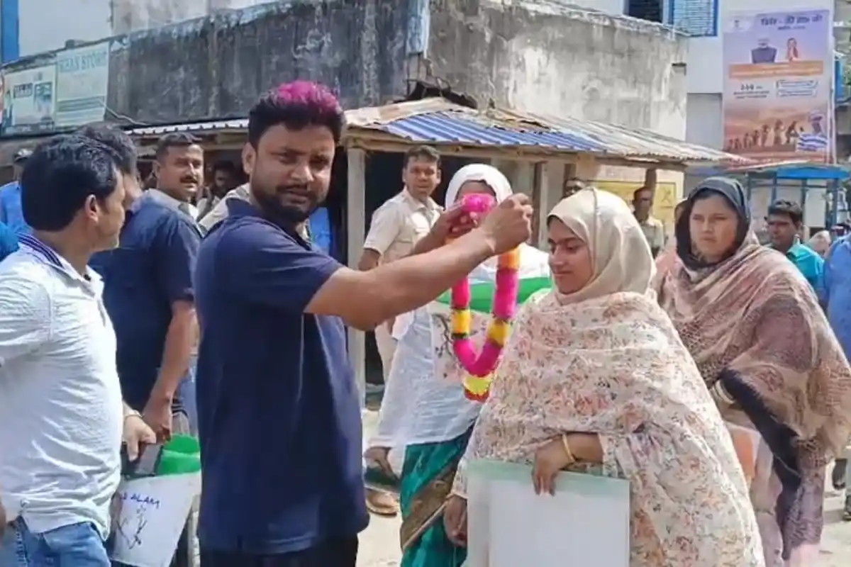 Malda Congress Panchayat Pradhan Election Dispute: मालदा में प्रधान चुनाव को लेकर कांग्रेस में खुला विवाद, मोस्ताक आलम पर गंभीर आरोप
