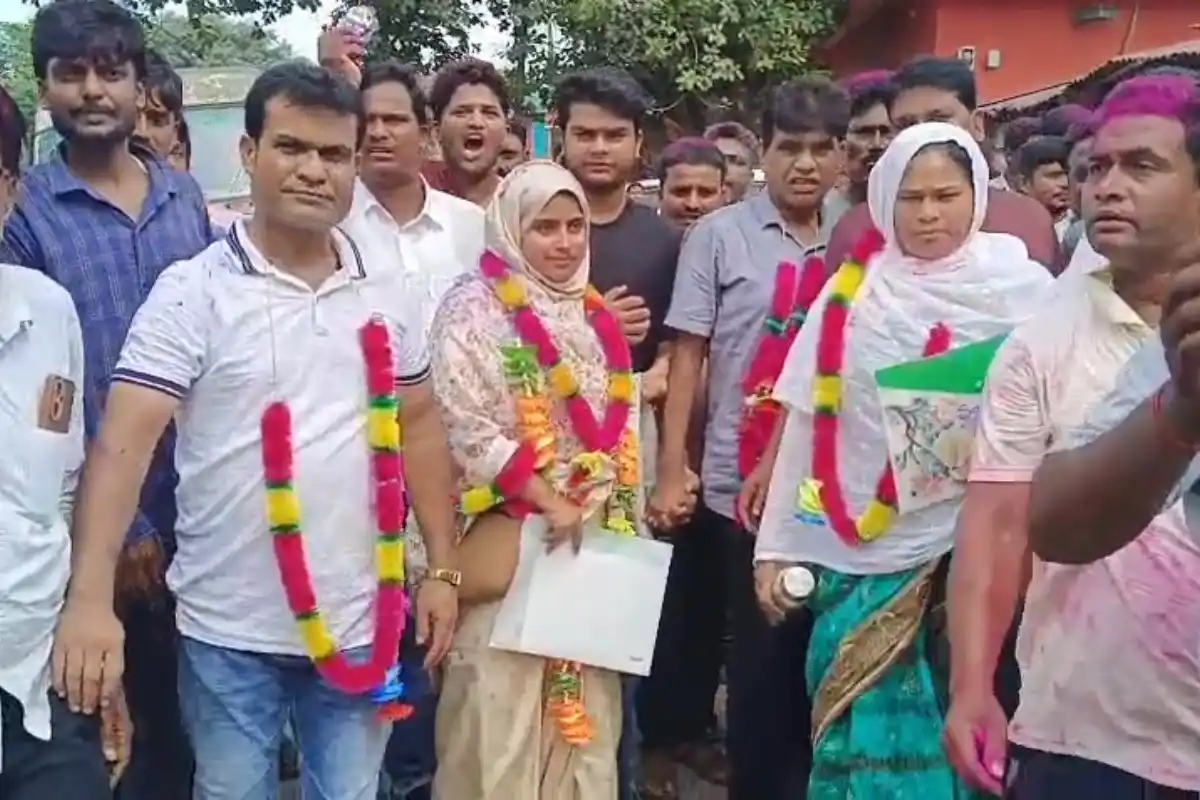 Malda Congress Panchayat Pradhan Election Dispute: मालदा में प्रधान चुनाव को लेकर कांग्रेस में खुला विवाद, मोस्ताक आलम पर गंभीर आरोप