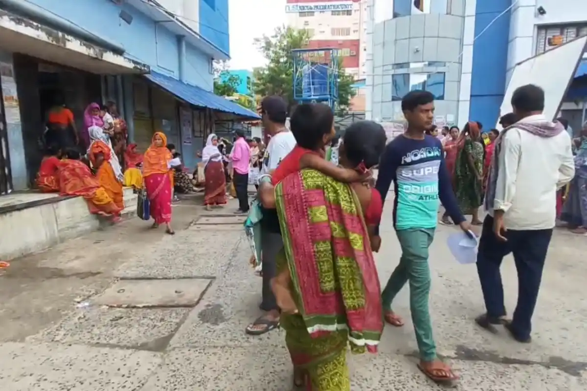 Malda Medical College child deaths: मालदा में 24 दिन में 55 बच्चों की मौत, कुपोषण और कम उम्र में गर्भधारण पर चिंता