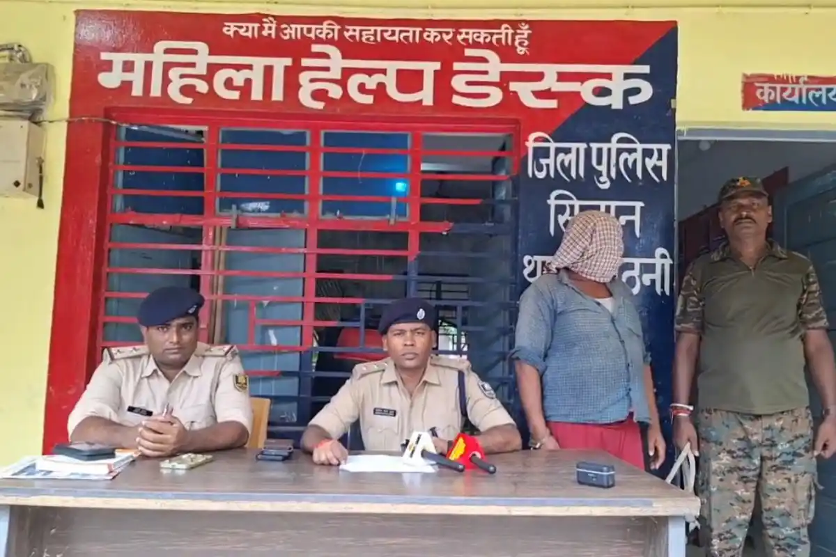 Siwan Guthani liquor seizure: सीवान के गुठनी में आटा और कंबल के बीच छिपाई 13.50 लाख रुपये की शराब बरामद