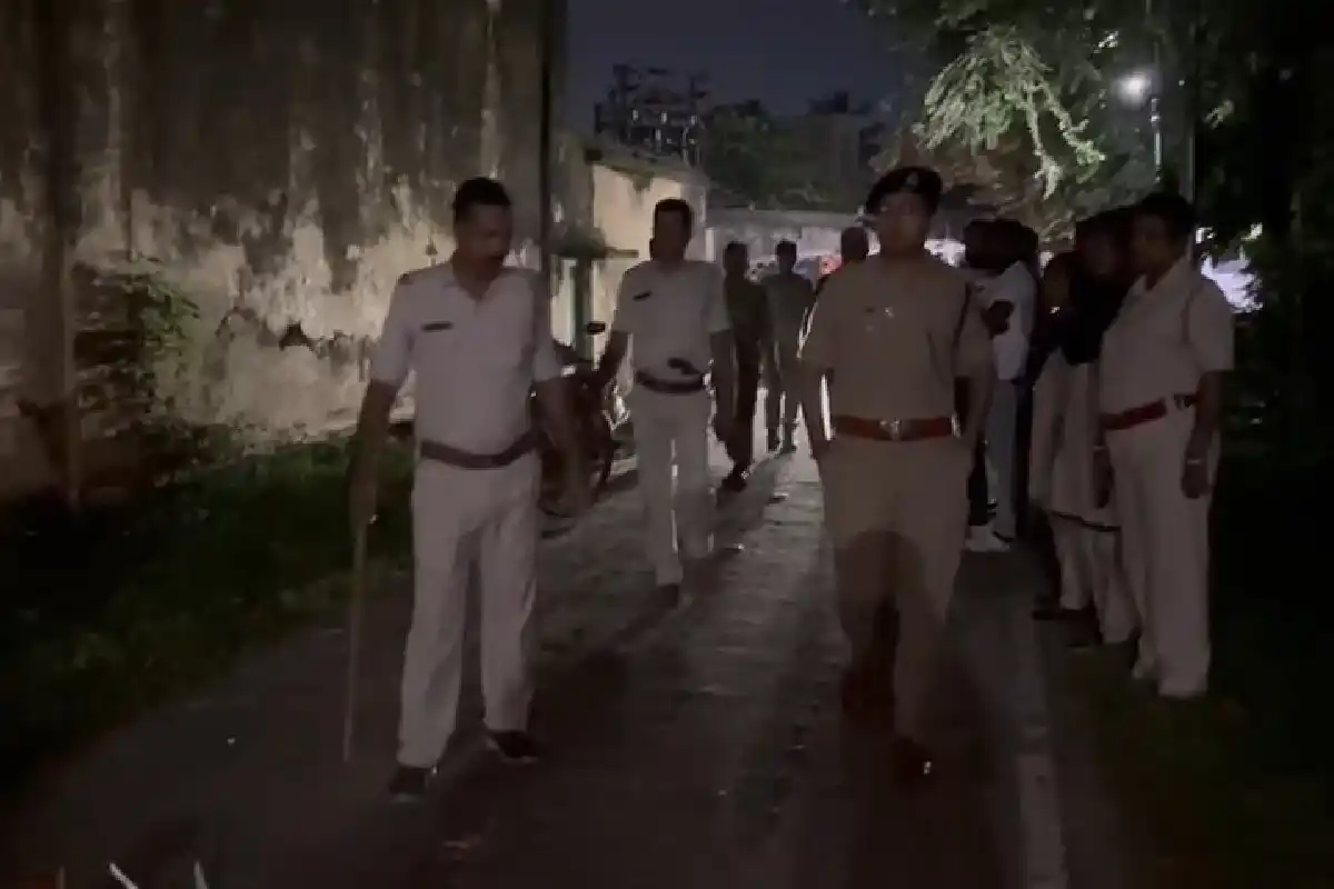 Bolpur BJP booth president shot dead: बोलपुर में भाजपा बूथ अध्यक्ष चंदन भल्ला की गोली मारकर हत्या, जांच में जुटी पुलिस