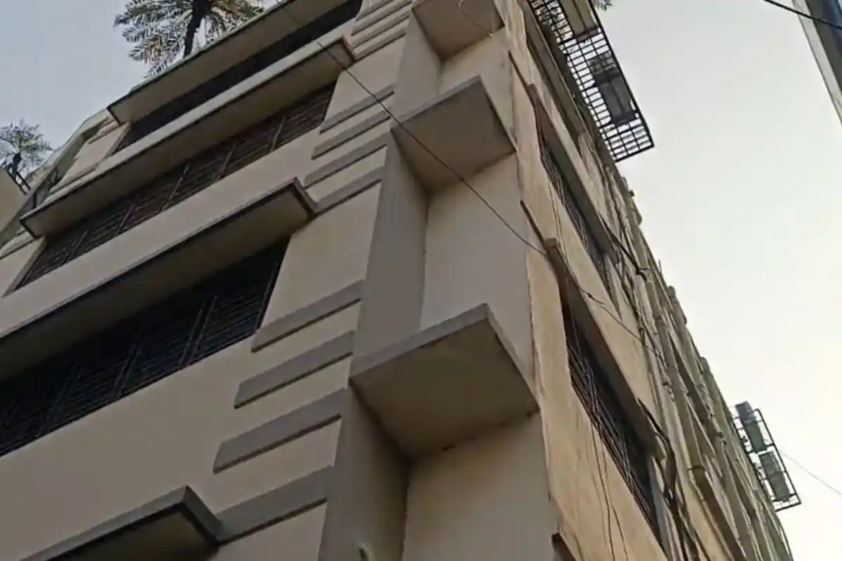 ED raid Indranil Sen Kolkata: कोलकाता में पूर्व मंत्री इंद्रनील सेन के घर ईडी की छापेमारी, 10 जगहों पर जांच
