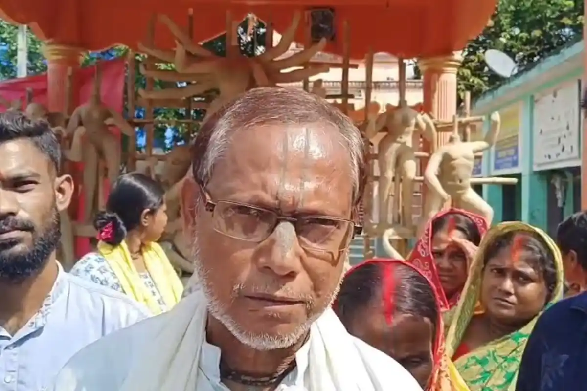 Malda Dahua Village First Durga Puja: मालदा के डाहुआ गांव में पहली बार होगी दुर्गा पूजा, तीन किलोमीटर दूर जाने की परेशानी होगी खत्म