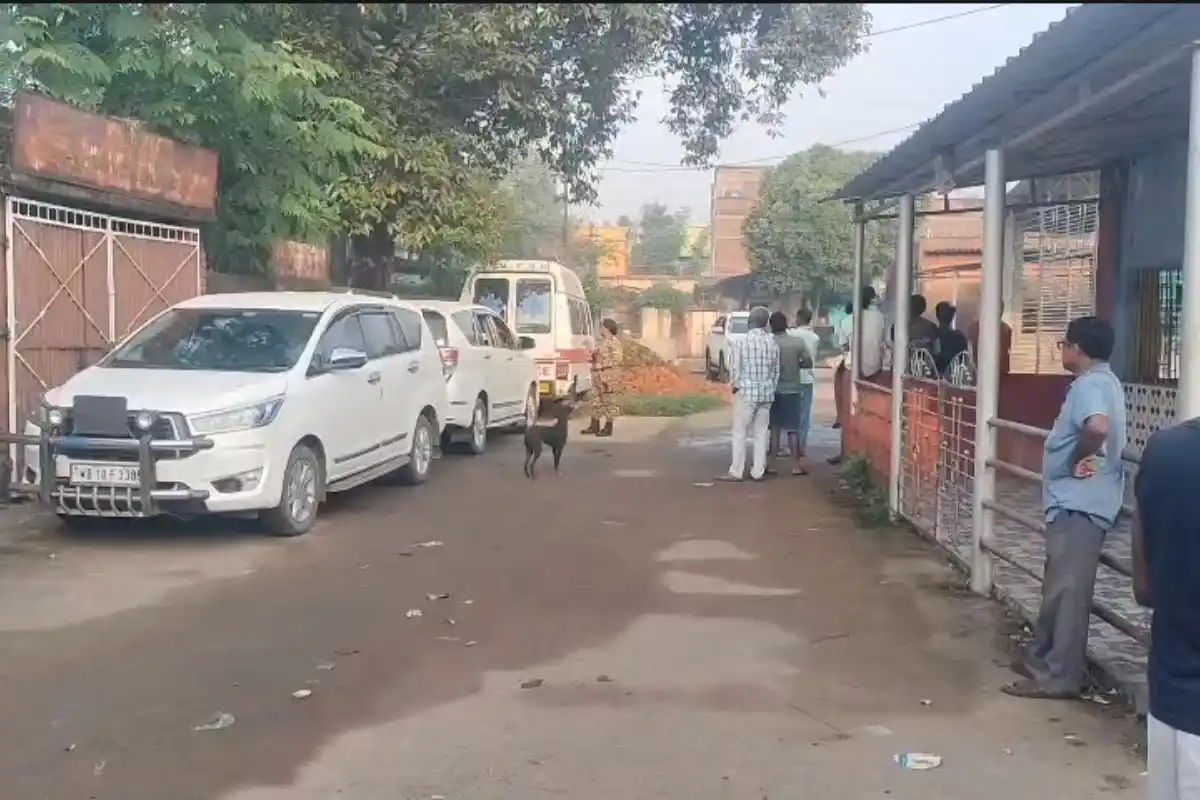 Andal ED Raid Dilip Turi House: पश्चिम बर्धमान के अंडाल में कांग्रेस नेता दिलीप तुरी के घर ईडी की छापेमारी