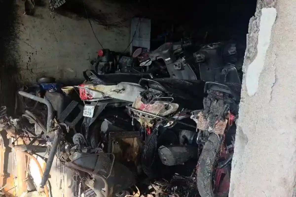 Nagpur Kapil Nagar Honda Garage Fire 22 Vehicles Burnt: नागपुर में होंडा गैरेज में भीषण आग 22 वाहन जलकर खाक