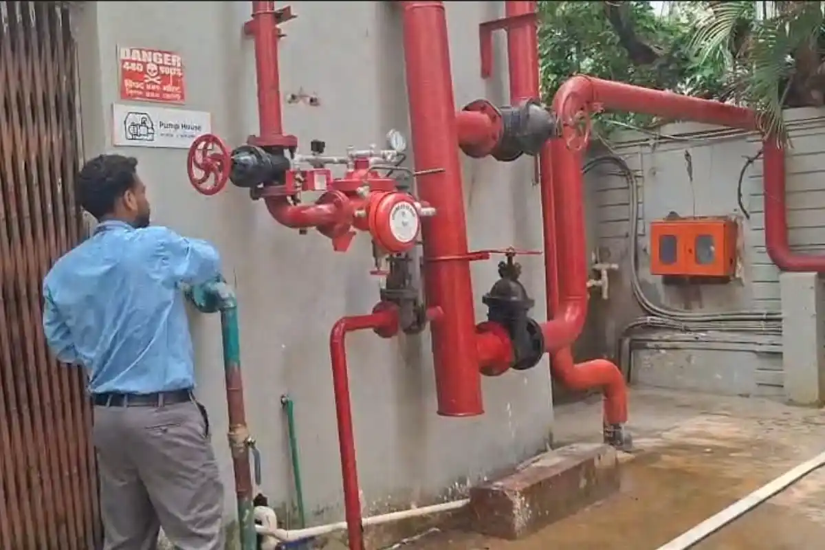 Kolkata fire department private hospital inspection: कोलकाता में पूजा से पहले निजी अस्पतालों में अग्नि सुरक्षा की जांच